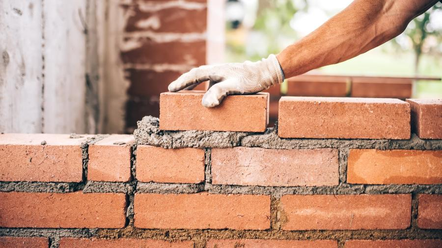 Dicas e instruções de como fazer o descarte correto do entulho acumulado nas obras